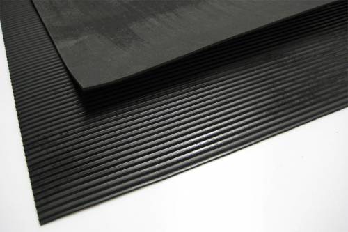 Feinriefenmatte, 3 mm, Rollenware 120 cm breit, Schwarz, flache Gummimatte mit gerillter Oberfläche