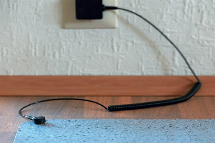 Preview: Ableit-Spiralkabel mit Erdungsbaustein zur Erdung in der Steckdose