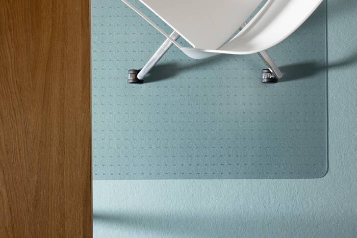 Bodenschutzmatte für Teppichböden mit 2,5 mm langen Ankernoppen